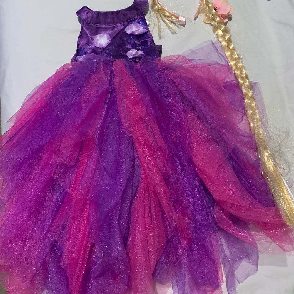 DISNEY PRINCESS 
Purple and Pink Tulle Dress with Floral Accents. Size 3-4T